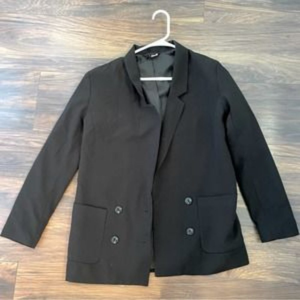 Divided women's black blazer size 4 B15
